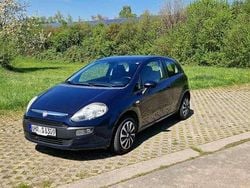 Blau Gebraucht 2011 Fiat Punto Kleinwagen | 2.500 € (Fairer Preis)