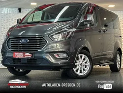 Grau Gebraucht 2018 Ford Tourneo Custom Titanium Van / Kleinbus | 32.999 € (Etwas zu teuer)