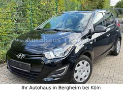 Schwarz Gebraucht 2013 Hyundai i20 Trend Limousine | 4.500 € (Fairer Preis)
