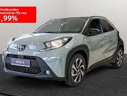 Grün Neu 2025 Toyota Aygo Play Kleinwagen | 18.999 €