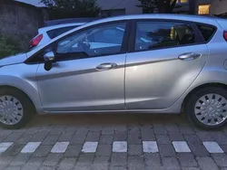 Silber Gebraucht 2014 Ford Fiesta Trend Kleinwagen | 5.800 € (Fairer Preis)