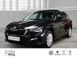 Schwarz Gebraucht 2019 Skoda Scala Style Kleinwagen | 17.950 € (Fairer Preis)