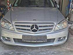 Gebraucht 2010 Mercedes C200 Classic Limousine | 4.600 €