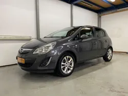 Grau Gebraucht 2012 Opel Corsa Limousine | 5.600 € (Etwas zu teuer)