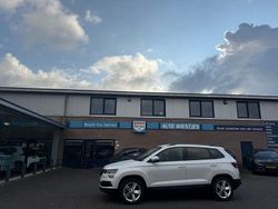 Weiß Gebraucht 2018 Skoda Karoq Business Line SUV | 13.950 € (Fairer Preis)