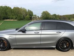 Grau Gebraucht 2016 Mercedes C63 AMG AMG Kombi | 49.861 €