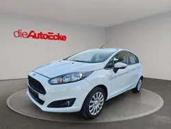 Frostweiß Gebraucht 2016 Ford Fiesta Celebration Kleinwagen | 4.900 € (Superpreis)