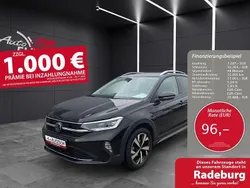 Deep black perleffekt Gebraucht 2024 VW Taigo Style SUV | 24.290 € (Fairer Preis)