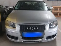Silber Gebraucht 2007 Audi A3 Sportback Ambiente Limousine | 2.900 € (Guter Preis)