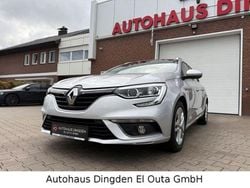 Grau Gebraucht 2020 Renault Mégane IV Business Limousine | 17.950 € (Fairer Preis)