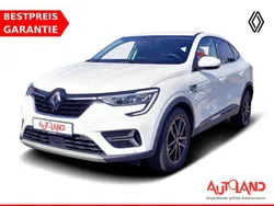Weiss (metallic) Gebraucht 2023 Renault Arkana R.S. SUV | 22.990 € (Superpreis)