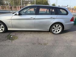 Grau Gebraucht 2007 BMW 318 Kombi | 2.500 € (Fairer Preis)