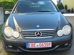 Tenoritgrau Gebraucht 2005 Mercedes C220 Coupé | 1.150 € (Superpreis)