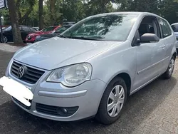 Silber Gebraucht 2006 VW Polo Goal Kleinwagen | 2.390 € (Etwas zu teuer)