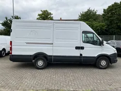 Weiß Gebraucht 2014 Iveco Daily Van / Kleinbus | 8.950 € (Fairer Preis)