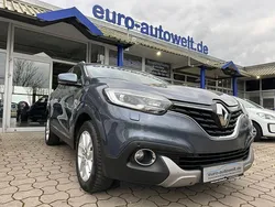 Grau Gebraucht 2016 Renault Kadjar XMOD SUV | 12.390 € (Fairer Preis)