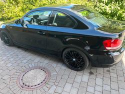 Schwarz Gebraucht 2010 BMW 120 Coupé Coupé | 12.500 €