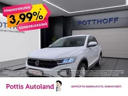 Pure white Gebraucht 2024 VW T-Roc Life SUV | 20.977 € (Superpreis)