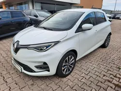 Weiß Gebraucht 2020 Renault Zoe Bose Edition Kleinwagen | 10.490 € (Superpreis)