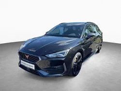 Mitternachtsschwarz Gebraucht 2022 Cupra Leon VZ Limousine | 31.880 € (Fairer Preis)