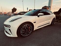 Weiß Gebraucht 2024 Zeekr 001 Privilege AWD Limousine | 54.999 €