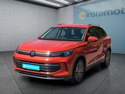 Rot Gebraucht 2024 VW Tiguan SUV | 33.949 € (Fairer Preis)