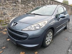Grau Gebraucht 2009 Peugeot 207 Coupé | 2.200 € (Teuer)