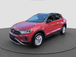 Kings red Gebraucht 2024 VW T-Roc Life SUV | 31.541 € (Fairer Preis)