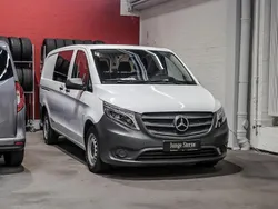 Weiß arktikweiß Gebraucht 2021 Mercedes Vito Van / Kleinbus | 24.859 € (Fairer Preis)