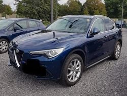 Blau Gebraucht 2019 Alfa Romeo Stelvio Lusso SUV | 22.900 € (Fairer Preis)