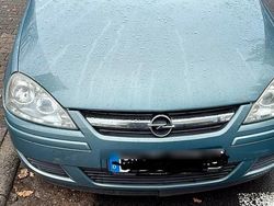 Grau Gebraucht 2005 Opel Corsa Kleinwagen | 1.850 € (Fairer Preis)