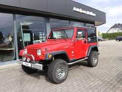Rot Gebraucht 1996 Jeep Wrangler Sport SUV | 10.790 €