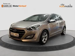 Beige Gebraucht 2017 Hyundai i30 Limousine | 12.480 € (Guter Preis)