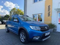 Blau (metallic) Gebraucht 2020 Dacia Sandero Stepway Kleinwagen | 10.885 € (Guter Preis)