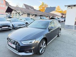 Grau Gebraucht 2022 Audi A4 Allroad Business Kombi | 29.890 € (Fairer Preis)