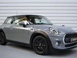 Grau Gebraucht 2018 Mini ONE Kleinwagen | 16.990 € (Etwas zu teuer)