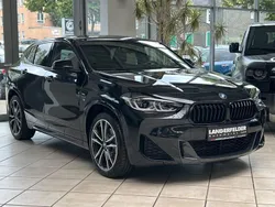 Black sapphire metallic Gebraucht 2024 BMW X2 M Sport SUV | 41.999 € (Teuer)