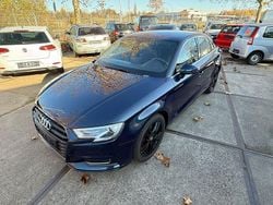 Cosmos blue, metallic Gebraucht 2017 Audi A3 Design Limousine | 17.999 € (Guter Preis)