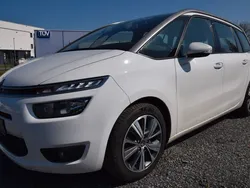 Weiß Gebraucht 2016 Citroën Grand C4 Picasso SELECTION Van / Kleinbus | 9.899 € (Guter Preis)