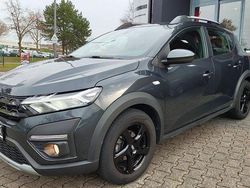 Grau Gebraucht 2022 Dacia Sandero Comfort Kleinwagen | 12.990 € (Fairer Preis)