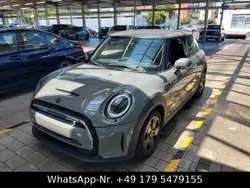 Grau Gebraucht 2022 Mini Cooper SE Essential Kleinwagen | 13.990 € (Fairer Preis)