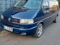 Blau Gebraucht 2002 VW Caravelle Van / Kleinbus | 8.999 € (Guter Preis)