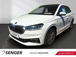 Weiss Gebraucht 2024 Skoda Fabia Drive Limousine | 22.180 € (Fairer Preis)