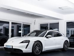 Weiß Gebraucht 2023 Porsche Taycan Limousine | 67.000 € (Superpreis)