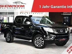Schwarz black (m) metallic Gebraucht 2019 Nissan Navara 360º Abholung | 31.950 € (Etwas zu teuer)