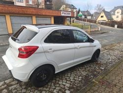 Weiß Gebraucht 2017 Ford Ka Limousine | 9.000 € (Etwas zu teuer)