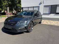 Grau Gebraucht 2019 Skoda Octavia RS Kombi | 20.485 € (Guter Preis)