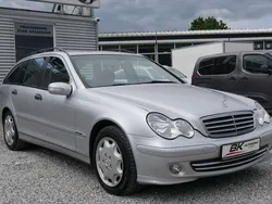 Brillantsilber Gebraucht 2004 Mercedes C220 Kombi | 3.990 € (Teuer)