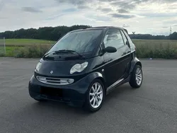 Schwarz Gebraucht 2003 Smart ForTwo Cabrio Cabrio | 1.000 €