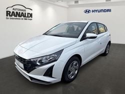 Weiss Neu 2025 Hyundai i20 Select Limousine | 19.990 € (Guter Preis)